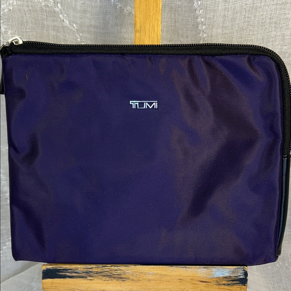 TUMI almost new nylon pouch